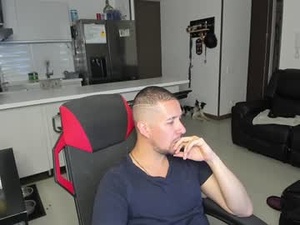 69luckystrike's webcam