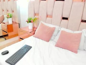 _bonnie_eris's webcam