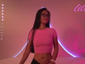 _lillilly_'s webcam