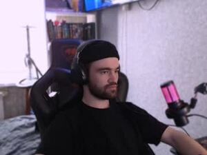 _serious_man's webcam
