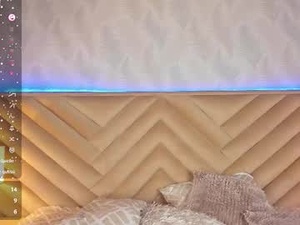 _tiffany_collins_'s webcam