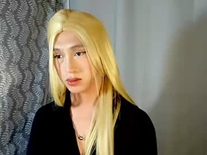 _xxblondefantasyxx_'s webcam