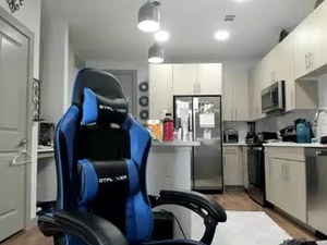 aamon_avalon's webcam