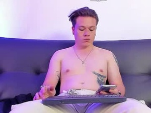 aaron_blaze's webcam