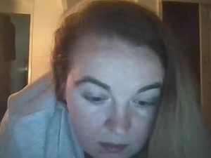 activee2324's webcam