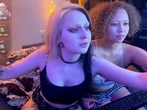 adacorvus's webcam