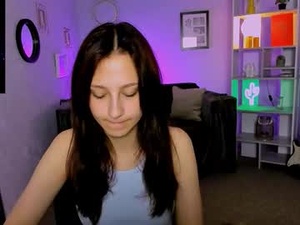 adalina_summer's webcam