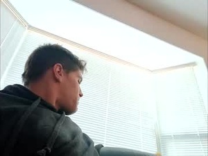 addmykikstrider2337's webcam