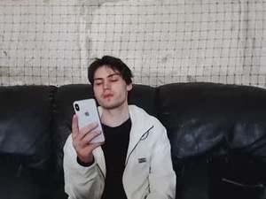 adrian_grey3's webcam