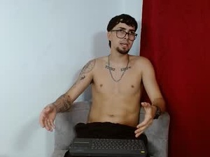 adrian_harlow's webcam