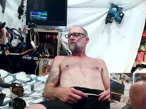 adventurejayxx's webcam