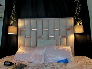 akamy_boobs's webcam