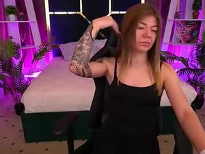 aleksaloree's webcam