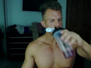 alexandersteelmuscle's webcam