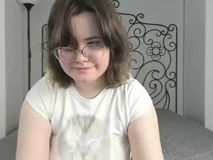 alice_smile_for_me's webcam