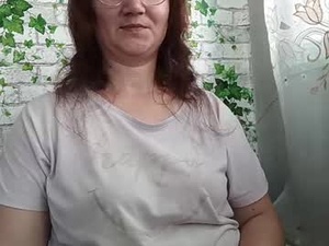 alicegaines's webcam
