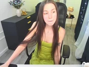 alicejertis's webcam