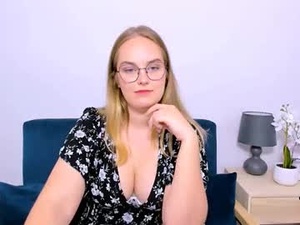 alicesensitive's webcam