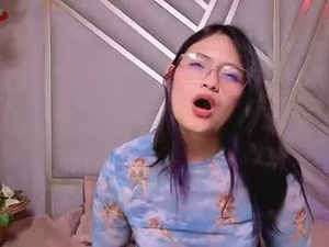 alicetayllor1's webcam