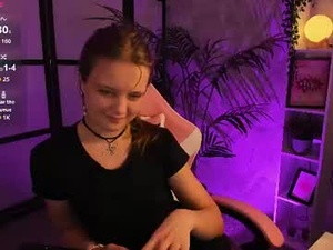 alisa_laurent's webcam
