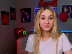 alison_purr's webcam