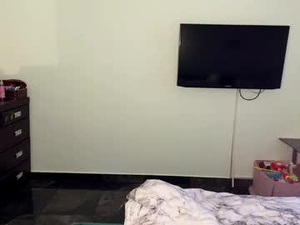 alizaknightstep's webcam