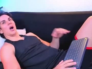 almiboys's webcam