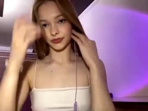 alodiehardey's webcam