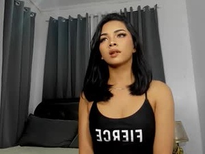 aloraminxx's webcam