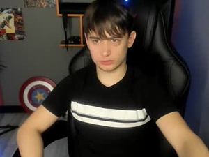 alvaro_adkins's webcam