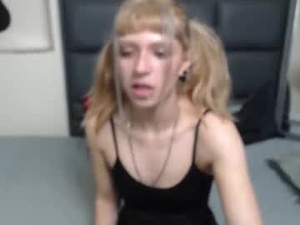 amnesiia_'s webcam
