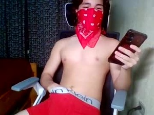 andreeew_018's webcam