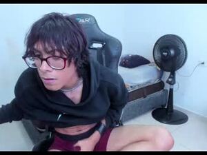 andrewpetrikov_'s webcam