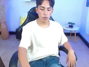 angelocum18's webcam