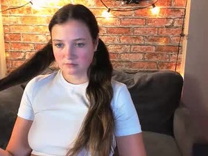 angely_lilly's webcam