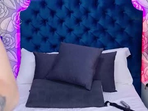 antonellaescudero's webcam