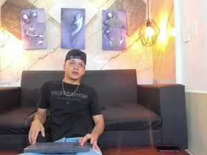 apolo_blessed's webcam