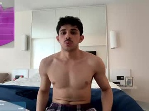 arabmuscles1's webcam