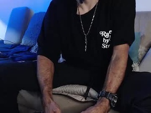 armyfratbro's webcam