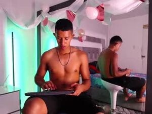 aronsmitt_'s webcam