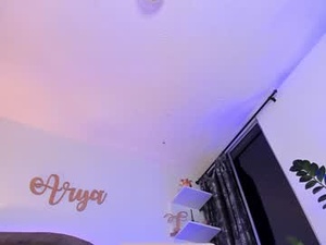 arya_lee's webcam