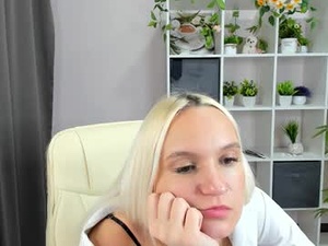 ashley_angely's webcam