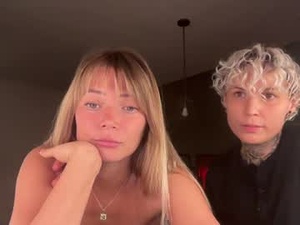 ashtonveil's webcam