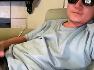 asian_guy6799's webcam