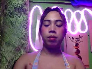 asiantopfucker022's webcam