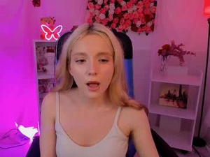 aurorawrenfield's webcam