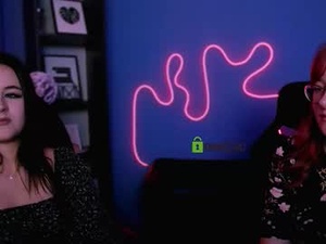 ava_kiss1's webcam