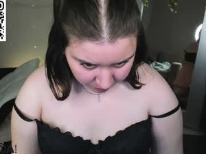 ava_sterling's webcam