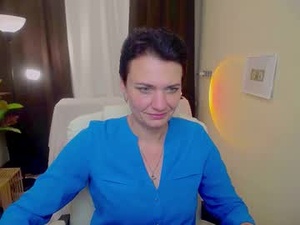 avasaturnian's webcam