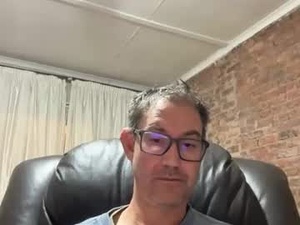 averageguy43m's webcam